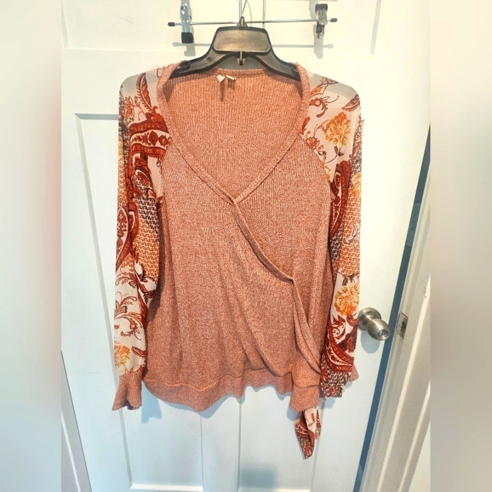 EST. 1946 Plus 26/28W Surplice Knit Top Boho Paisley Sleeve Mixed Fabric
